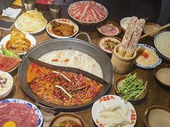 -萍姐火锅·公路夜市(武汉首店)