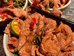 -三出山火锅(南京万象天地店)