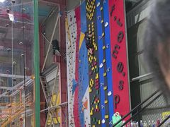 -天空之城蹦床攀岩运动馆·团建拓展·亲子游乐·生日派对(合肥店)