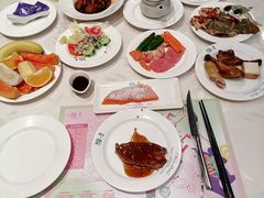 -四海一家自助餐(益田假日广场店)