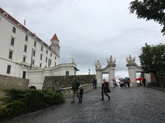 -布拉迪斯拉发城堡