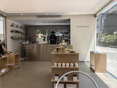 -HUGS coffee(东区店)