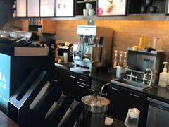 -星巴克(郑州曼哈顿广场店)