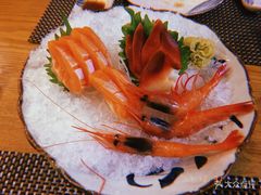 -樱町三味日本料理(城乡世纪广场店)
