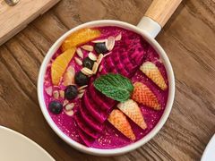 Organic&nbsp;Muesli-Common Table · Brunch & Coffee