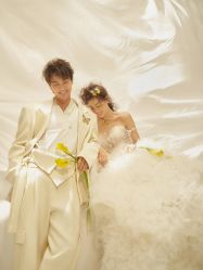 -至臻微拉婚纱摄影