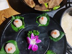 -三人行骨头王火锅(长寿店)