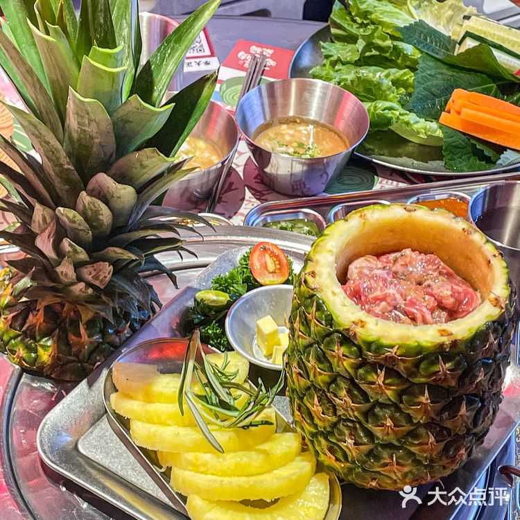 南京的姐妹给我冲！这口麻酱烤肉真的绝了