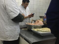 -黄阿姨锅贴大王(万航渡路店)