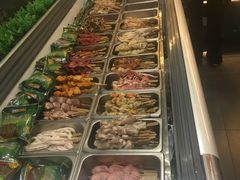自助取餐区-万记麻辣烫国展总店