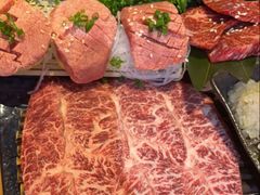 -丸藏和牛烧肉专门店(园区师惠坊店)