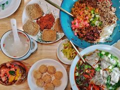 大方臭豆腐-贵凤凰贵州米粉(五道口店)
