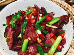-吃饭皇帝大土家民族菜(正大广场店)