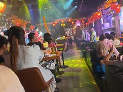 -喜鹊音乐酒馆(西街店)