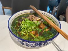 -镇南锅盖面馆(解放路店)