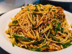 鸡丝凉面-铜锣湾·有麝自然香(重庆新天地店)