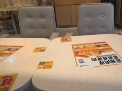 -乐凯撒披萨(汇港购物中心店)