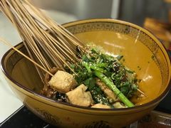 -上上签·冷锅串串(六灌路店)