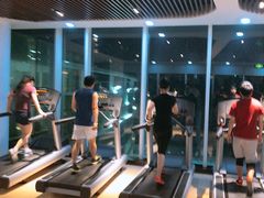 -一兆韦德健身(慧芝湖店)