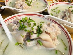 -老方桌烂蹄花川菜馆(九龙坡店)