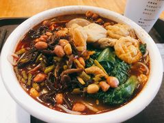 -水平有限螺蛳粉(宏达大厦店)