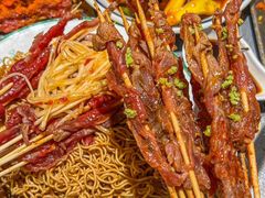 -威记烧嘢·南宁烧烤·超级生牛(绿地店)