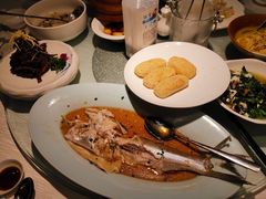 -君来湖滨饭店·玫瑰园