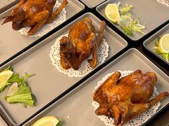 红烧石岐鸽-郑猛记石岐鸽主题餐厅(长江店)