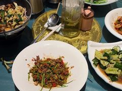 -呷湘厨·鱼汤捞饭·剁椒鱼头·辣椒炒肉(国家会展中心店)