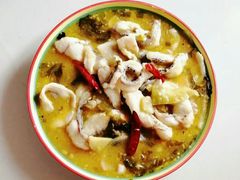 金汤酸菜鱼-小溪桥三号院子(华庄店)