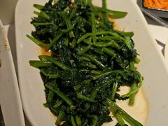 清炒菠菜-谷丽麦馕新疆菜·清真(步步高梅溪新天地店)