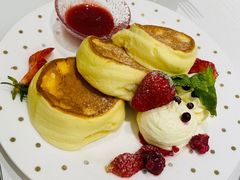 草莓舒芙蕾-娜娜家•Nana’s restaurant (爱琴海店)