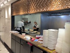 -小杨生煎(黄河路美食休闲街店)