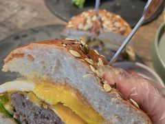 -HIGH FIVE哈福手工汉堡(桂林路店)