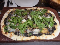 黑松露酱蘑菇披萨-EATALIA意塔利意式餐厅(鼓楼店)