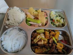 -老鼎万春卤菜(五代传承创始老店)