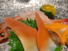 -铭牛烧肉·和牛海鲜自助(高新月牙湖店)