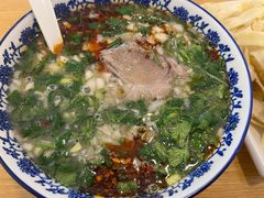 -八百里牛肉汤(盖饭·锅贴·万象城店)