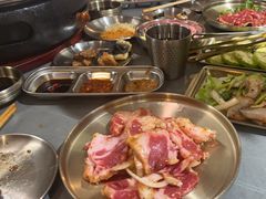 -围炉肉舍丹东海鲜烤肉·烤活鳗(步行街店)