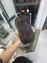 -U·NI SALON 造型