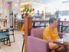 大堂-上岛咖啡(海口红城湖全季酒店店)