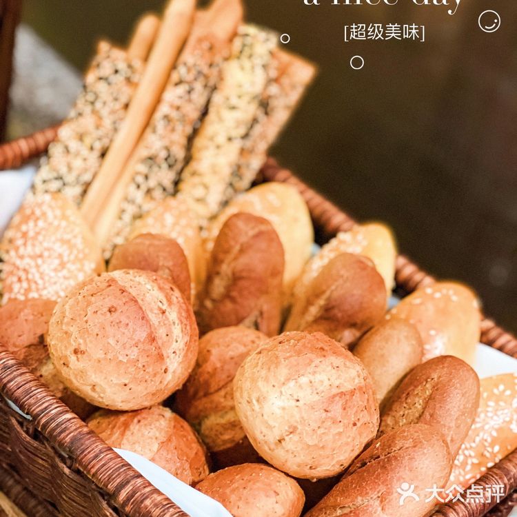 广州探店|五星级酒店自助餐大餐!享受各种美食简直美滋滋!!