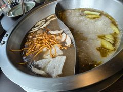 -滇釜火锅·能喝汤的火锅(车公庄店)