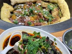 -咱屯子铁锅炖直营店(保利店)