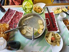 -花田煮鲜牛肉火锅(钟楼众汇店)