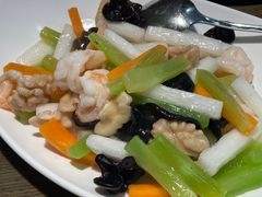 -隆喜元鱼汤包·海鲜(中联广场店)