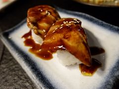 火炙鹅肝握寿司-虎焱炭火烧肉