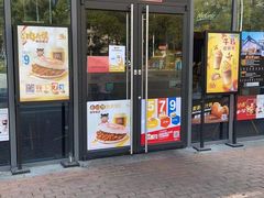 门面-麦当劳(景城邻里中心店)