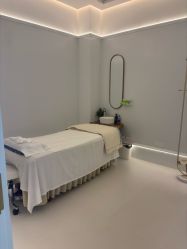 -苑苑vbeauty科技美容SPA
