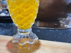 -果松木炭酸菜铜火锅·外婆参鸡汤